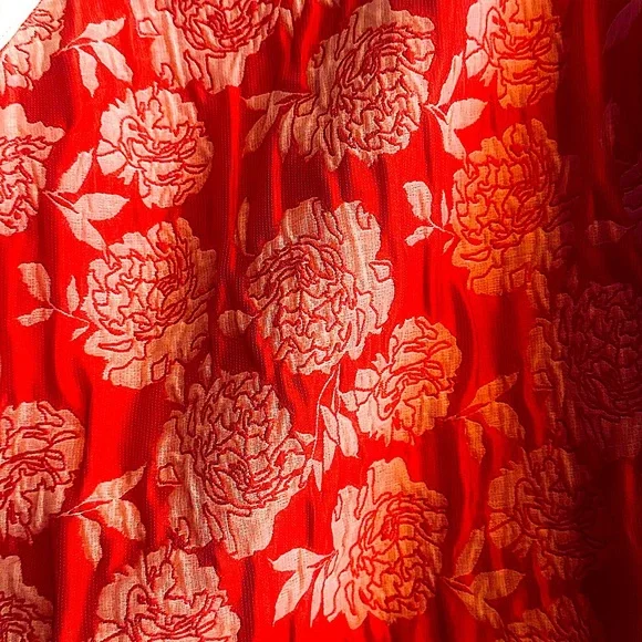 BURU 2 piece maxi tunic & shorts. ALL GLAM !
NWT - Picture 4 of 4